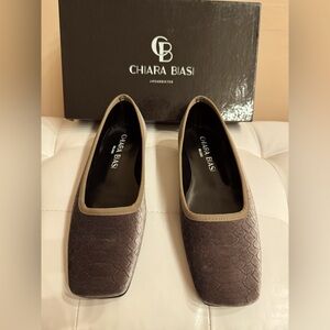 NWT. Chaira Biasi Women's Shoes in a box. Textile. True to size 6.5 or 6W